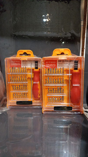 پیچ گوشتی چندکاره جنس خوب همراه با پنس